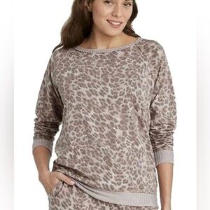 Knox Rose Long Sleeve Leopard Print Crewneck Size Medium